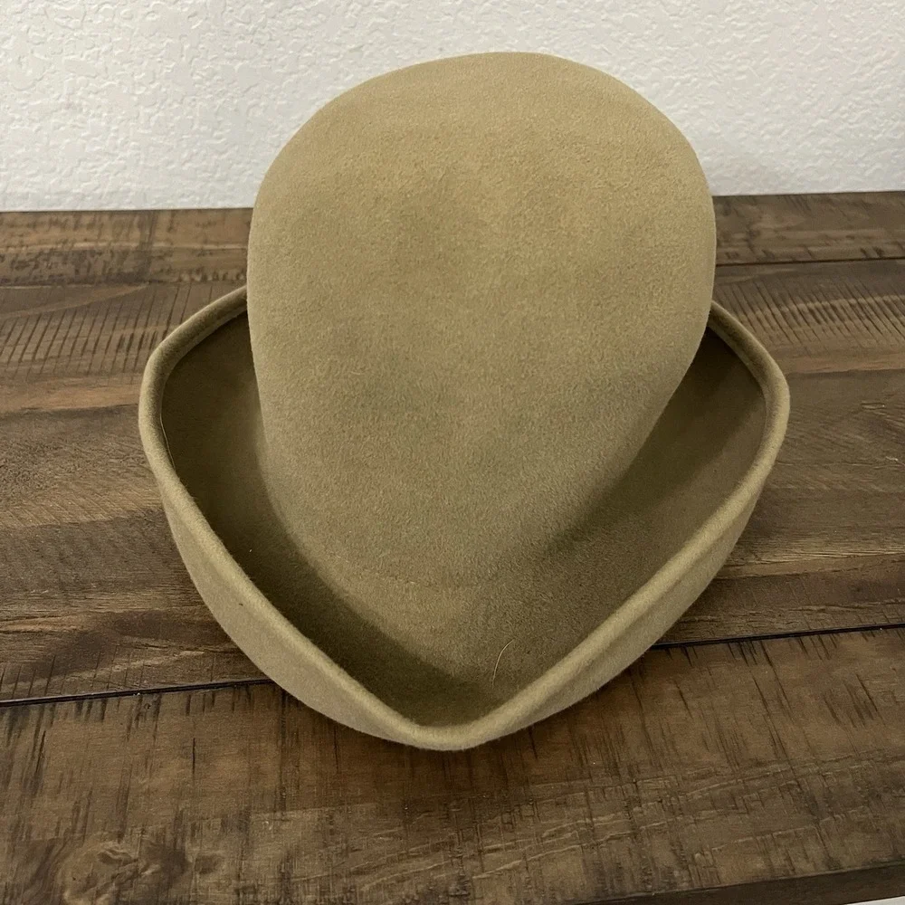 Eric‎ Javits Women's Kim Wool Hat Beige - Picture 3 of 8